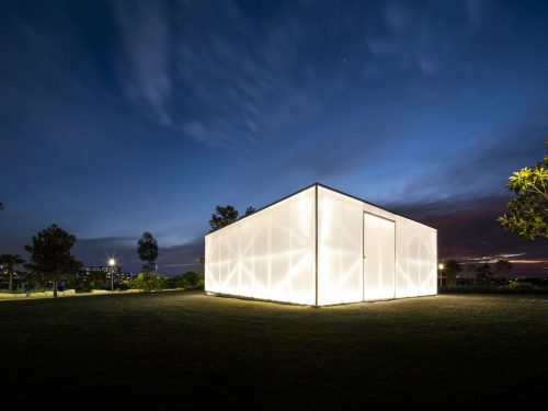 Urban Theatre Projects_Blak Box humechochurus_Photo by Barton Taylor 2
